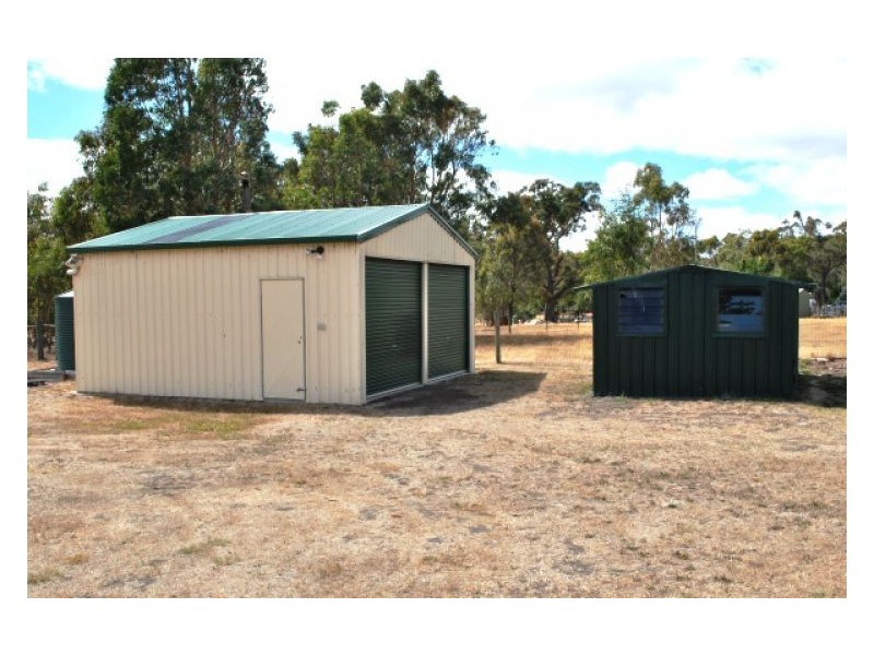 664 Smythesdale – Snake Valley Road, Hillcrest VIC 3351