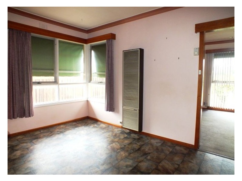 38 Eton Street, Wendouree VIC 3355