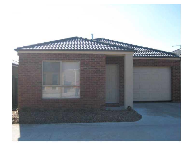 3 Malcolm Court, Brown Hill VIC 3350