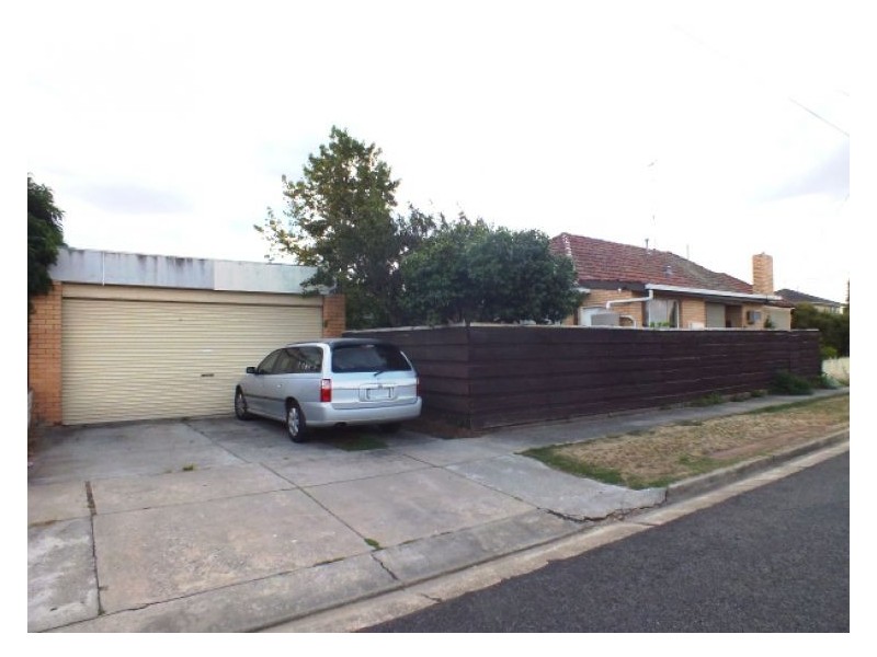 1135 Grevillea Road, Wendouree VIC 3355