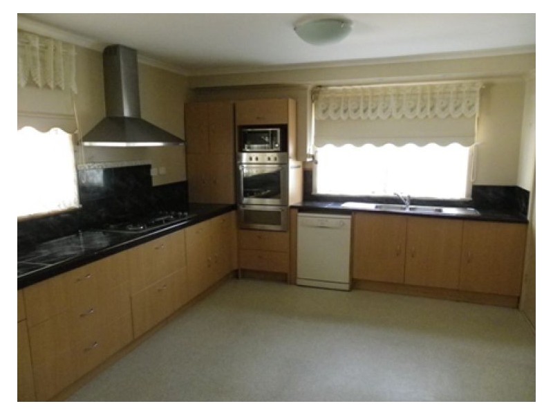 25 Gray Street, Lismore VIC 3324