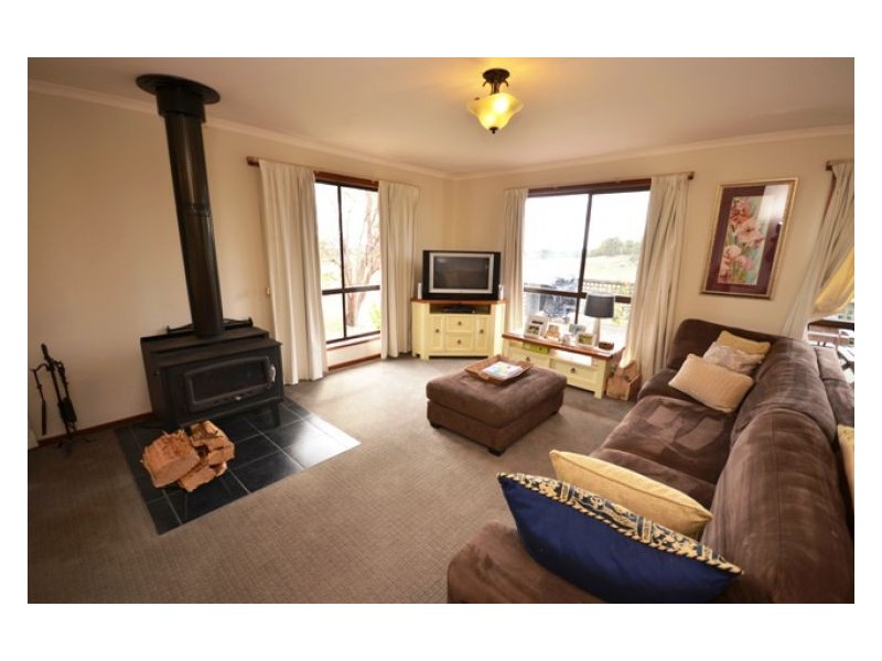 88 Sago Hill Road, Smythes Creek VIC 3351