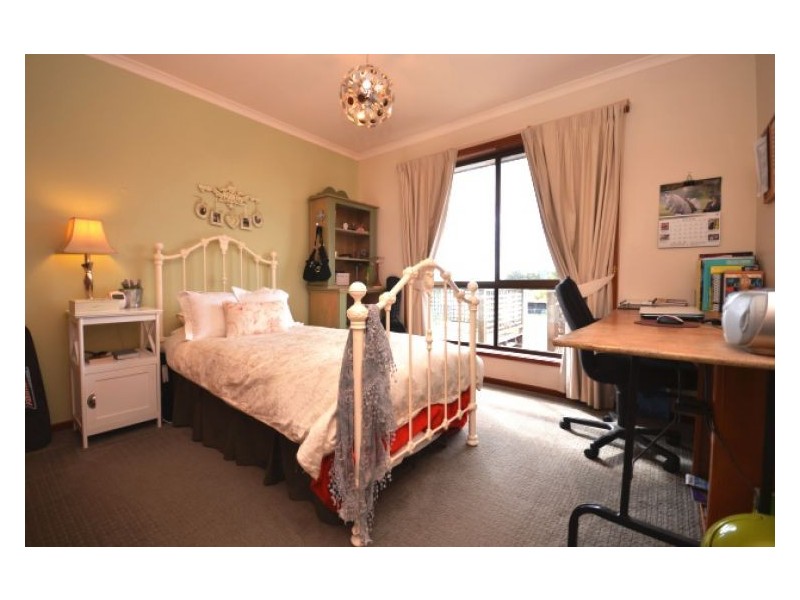 88 Sago Hill Road, Smythes Creek VIC 3351