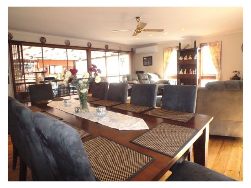 1586 Beaufort/Carngham Road, Beaufort VIC 3373