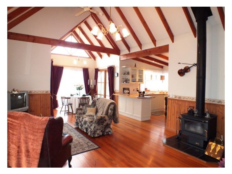 33 Sturt Street, Beaufort VIC 3373