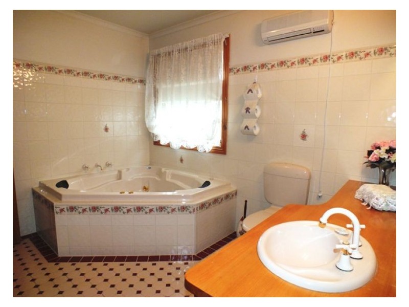 33 Sturt Street, Beaufort VIC 3373