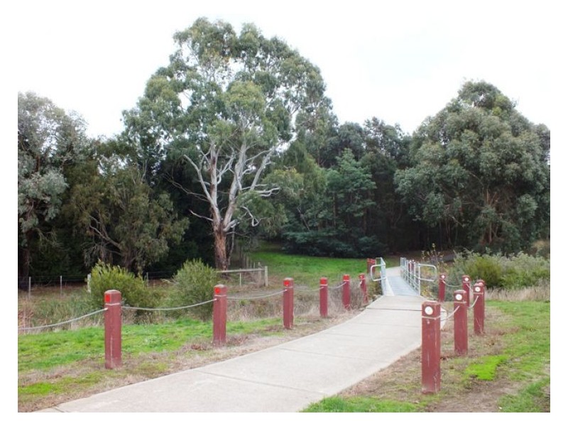 7 Carnaby Way, Canadian VIC 3350