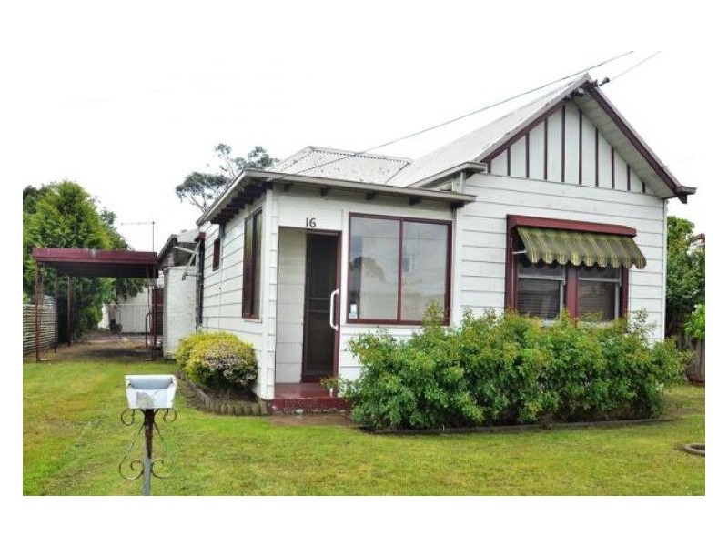 16 Victoria Street, Sebastopol VIC 3356