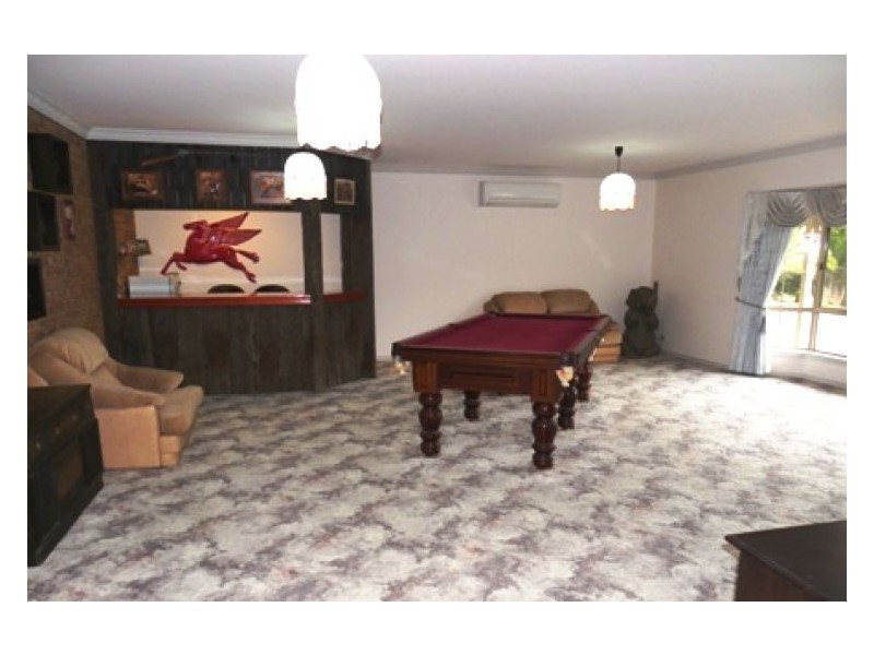 15 Kathleen Court, Haddon VIC 3351