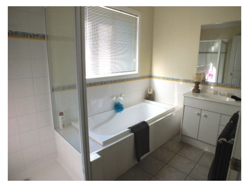 69 Haddon School Road, Haddon VIC 3351