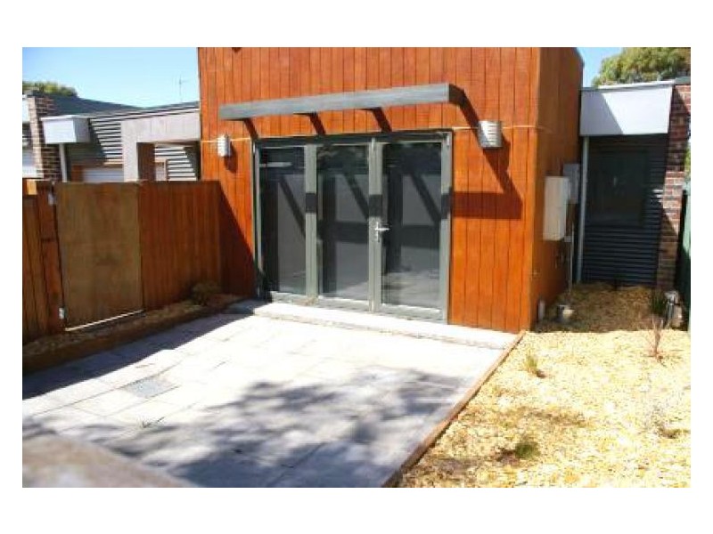 1B Brogden Court, Golden Point VIC 3350