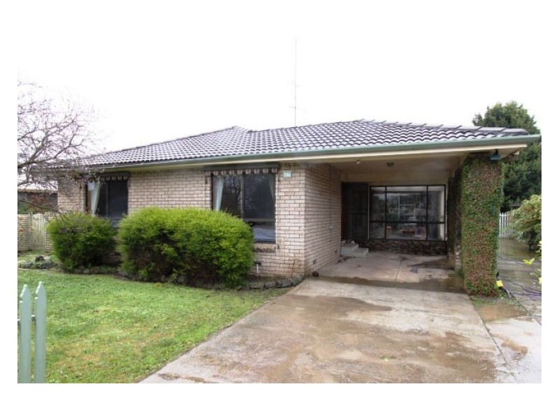 206 Howe Street, Miners Rest VIC 3352