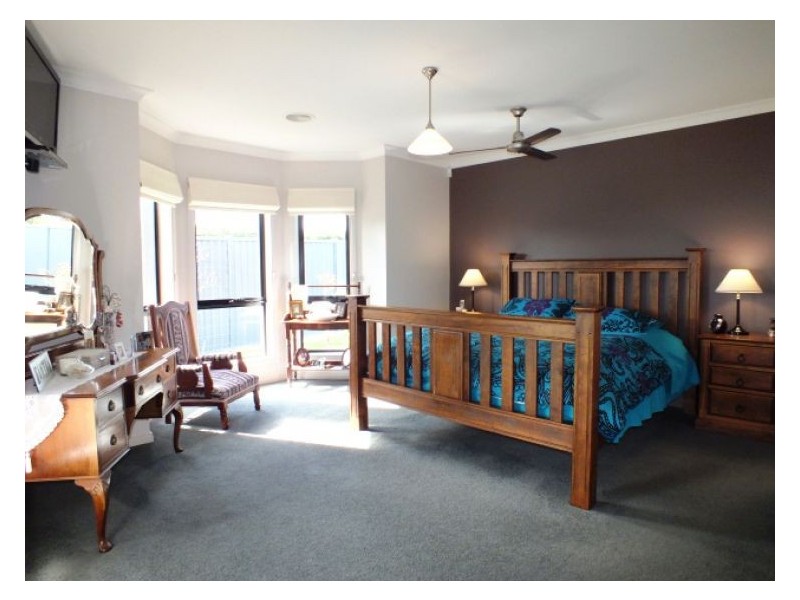 251 Dyson Drive, Alfredton VIC 3350
