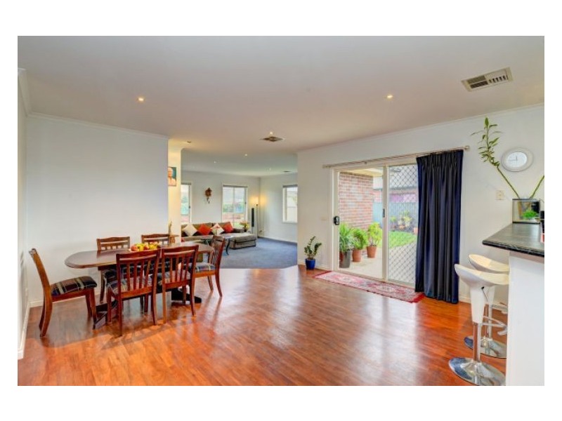 4 Suffolk Court, Alfredton VIC 3350