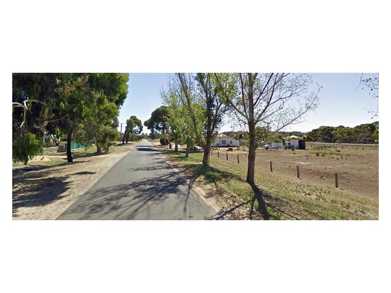 10 Burke Street, Beaufort VIC 3373