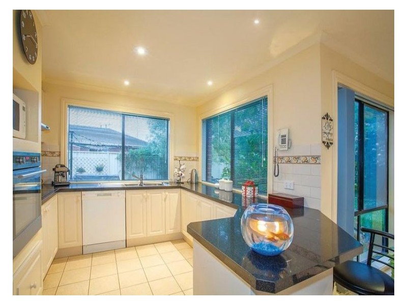 4 Lesley Court, Alfredton VIC 3350