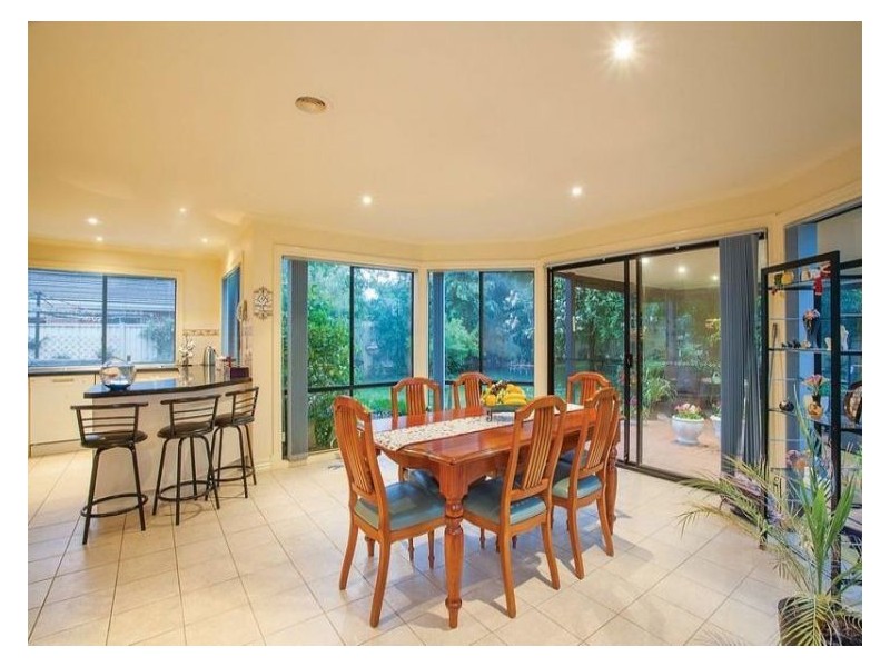 4 Lesley Court, Alfredton VIC 3350