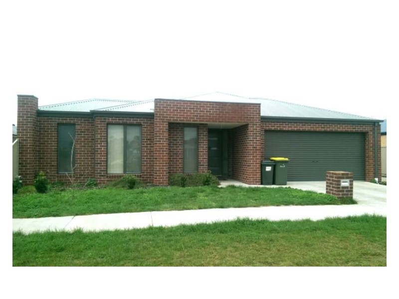 1/219 Kossuth Street, Sebastopol VIC 3356