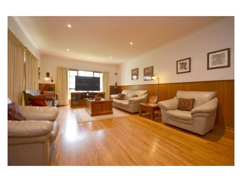 629 Bells Road, Smythes Creek VIC 3351