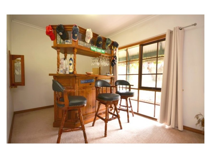 629 Bells Road, Smythes Creek VIC 3351