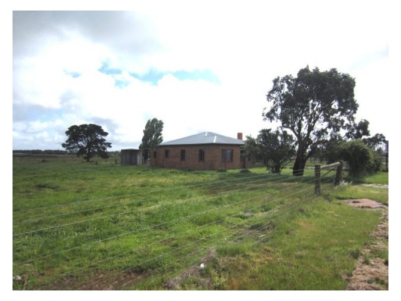 120 Haddon School Road, Haddon VIC 3351