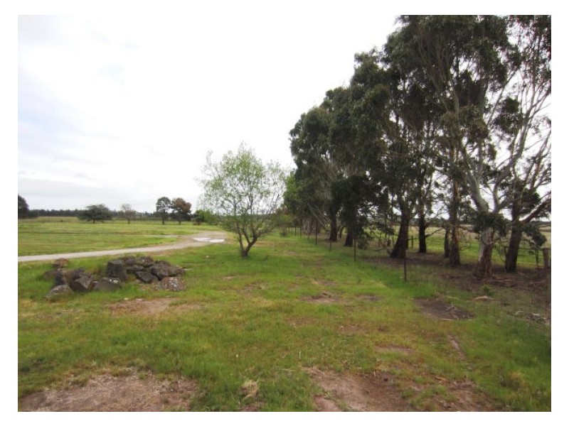 120 Haddon School Road, Haddon VIC 3351