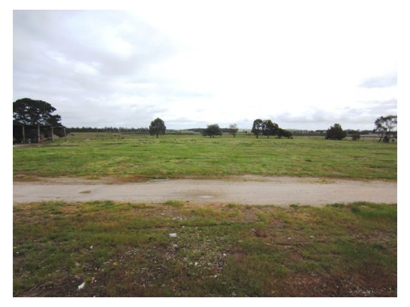 120 Haddon School Road, Haddon VIC 3351