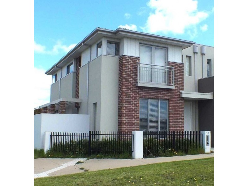 18 Amana Drive, Alfredton VIC 3350