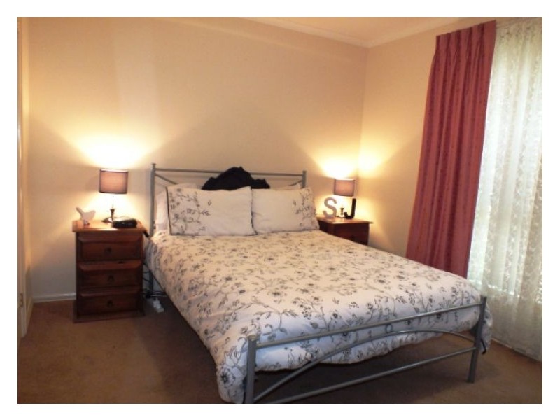 16 Josephine Way, Sebastopol VIC 3356