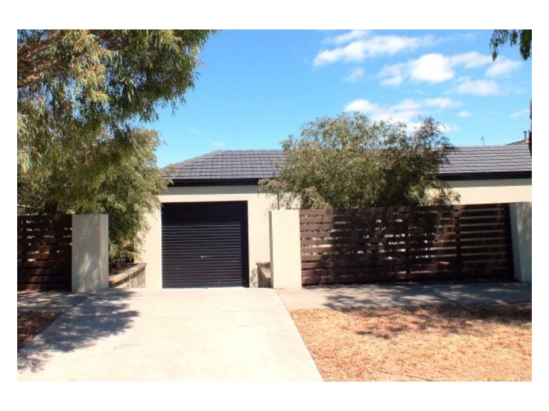 122 Canadian Lakes Boulevard, Canadian VIC 3350