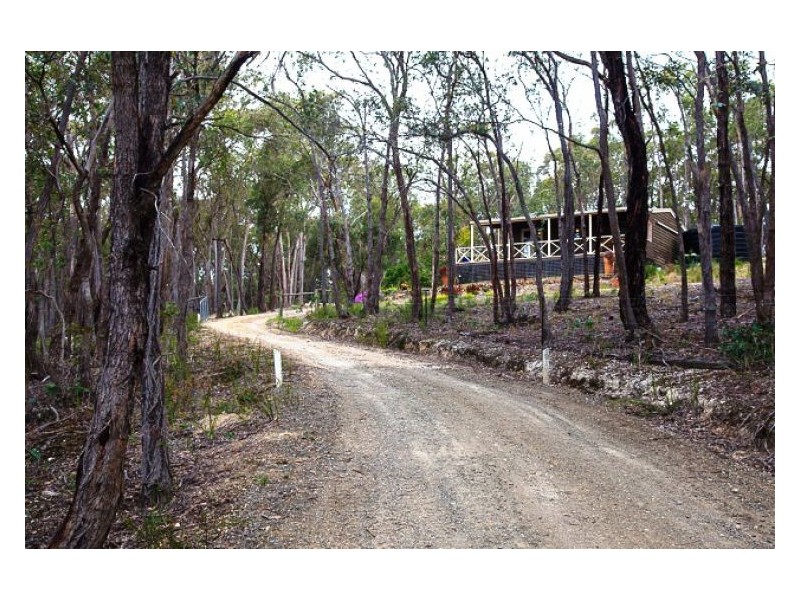 29 McCallum Road, Scarsdale VIC 3351