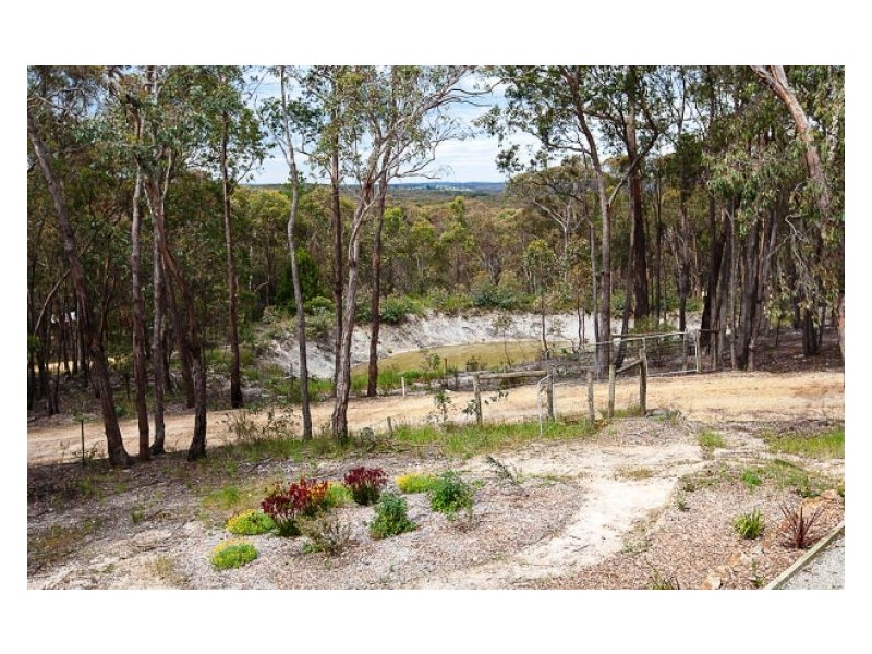 29 McCallum Road, Scarsdale VIC 3351