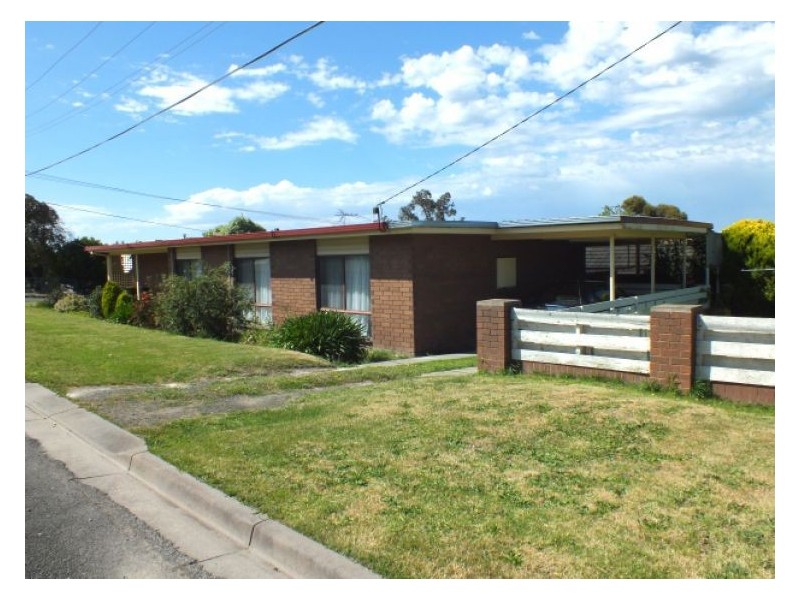 107 English Street, Golden Point VIC 3350