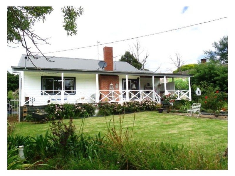 7 Gray Street, Lismore VIC 3324