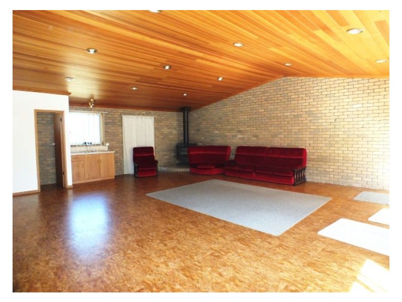 5 Westgate Road, Smythes Creek VIC 3351