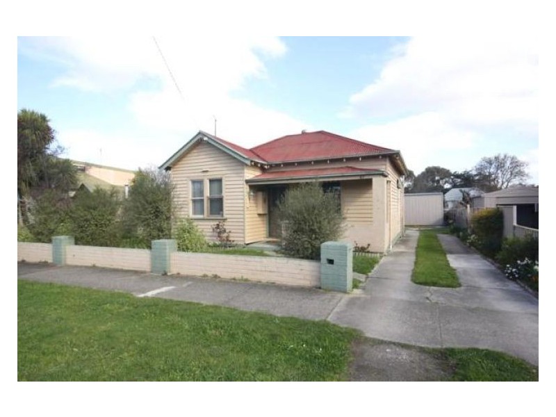 87 Neill Street, Beaufort VIC 3373
