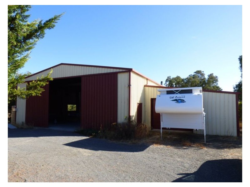 10 McDonald Street, Clunes VIC 3370