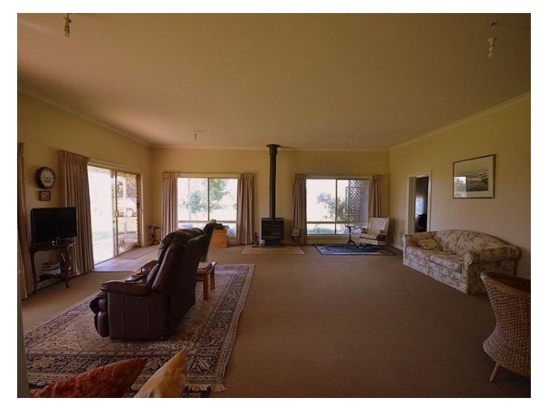 295 Foleys Road, Clunes VIC 3370