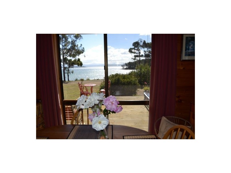 28 Cemetery Road, Bruny Island TAS 7150