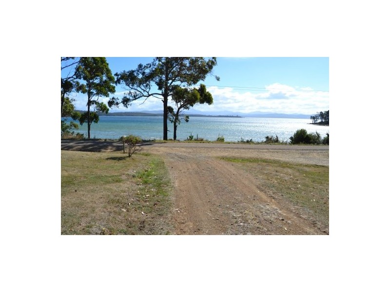 28 Cemetery Road, Bruny Island TAS 7150
