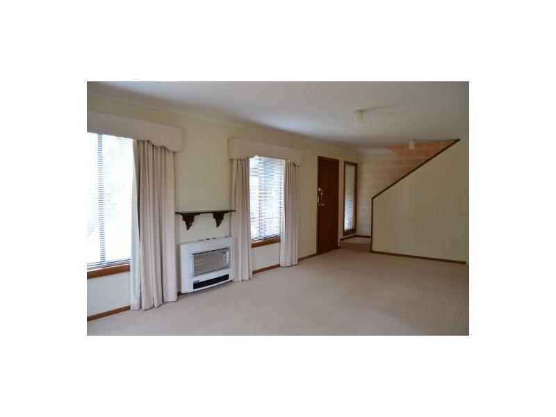 1/2 St Johns Circle, Richmond TAS 7025