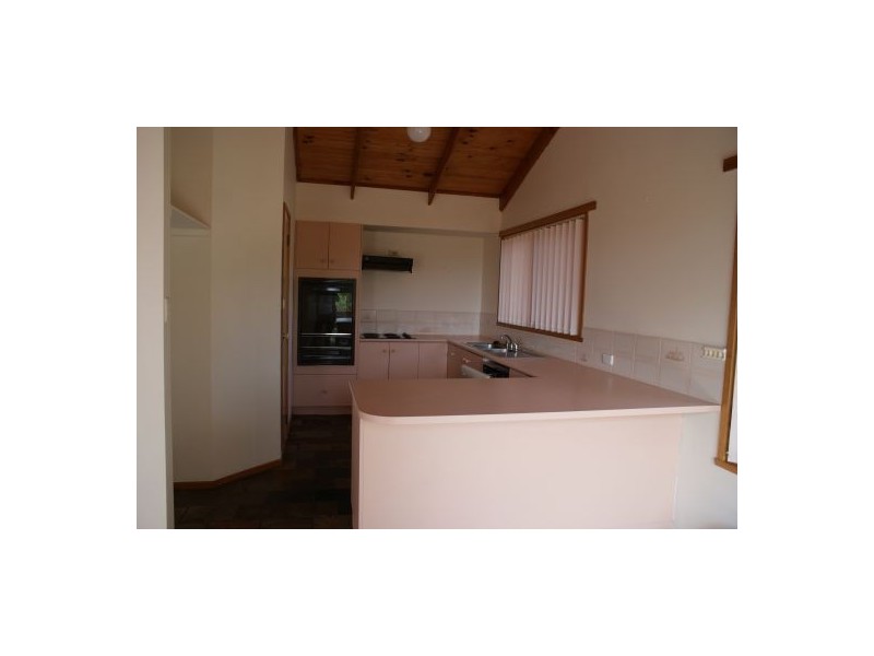 174 Pottery Road, Lenah Valley TAS 7008