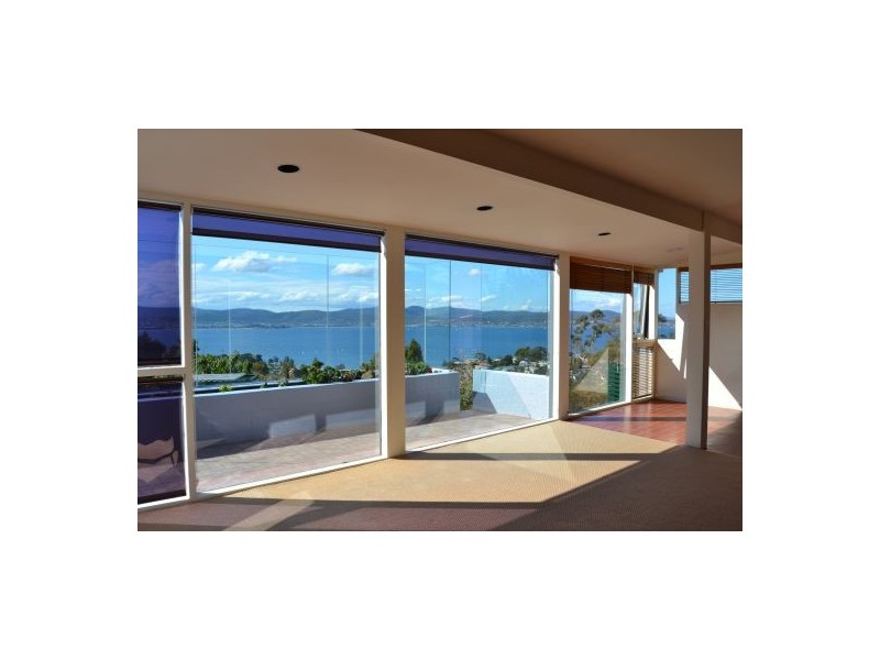 1/455 Churchill Avenue, Sandy Bay TAS 7005