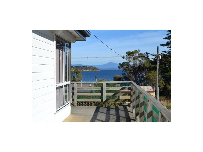 20 Ritchie Street, Bruny Island TAS 7150