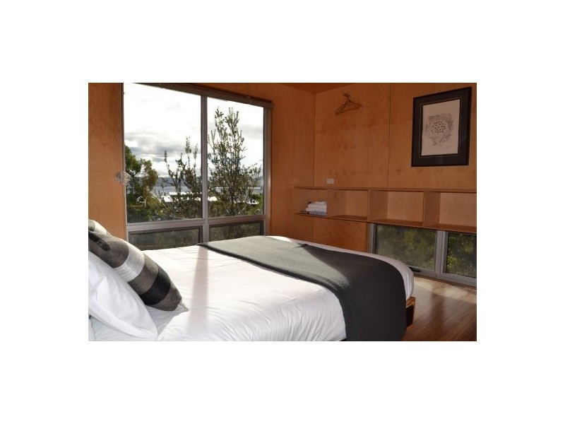 2 Cox Drive, Bruny Island TAS 7150