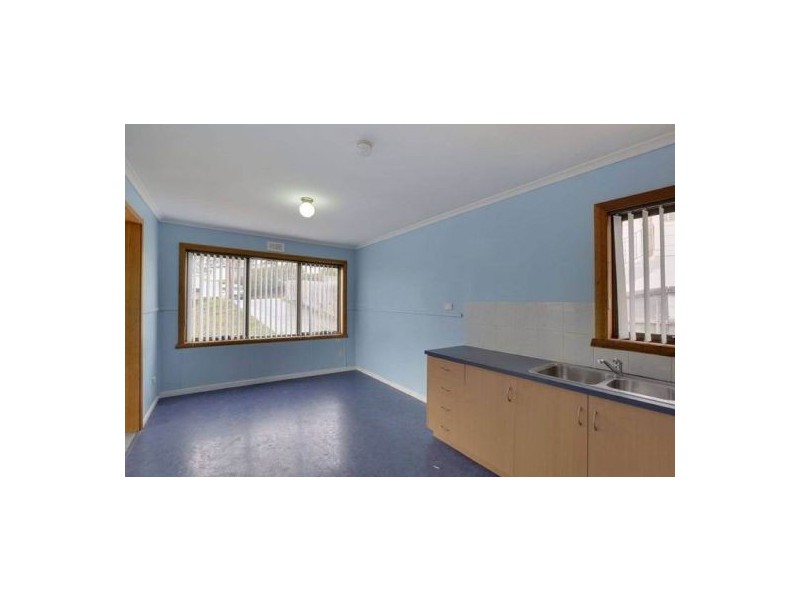 16 Fairfax Road, Glenorchy TAS 7010