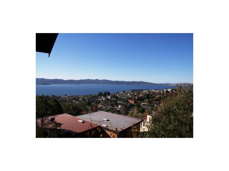 31 Beddome Street, Sandy Bay TAS 7005