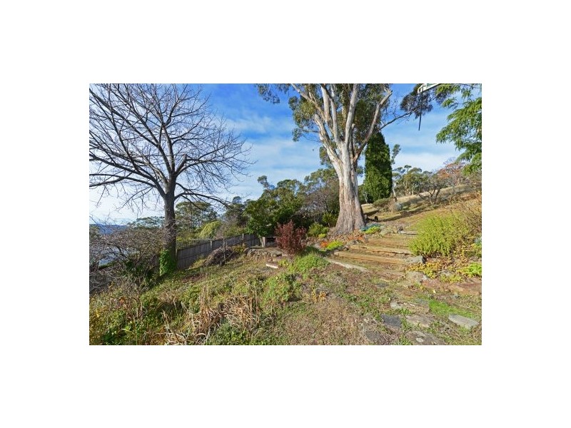 36 Rosehill Crescent, Lenah Valley TAS 7008