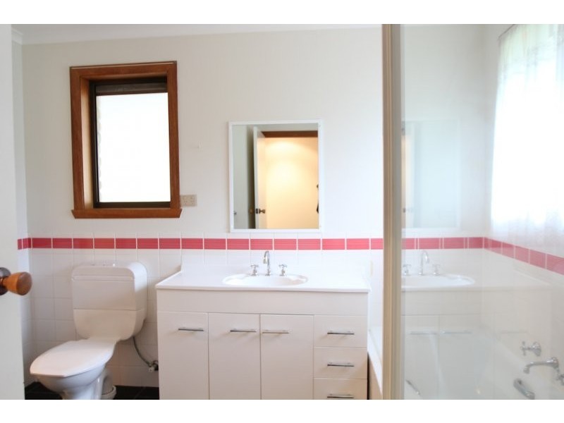 43 Diamond Drive, Blackmans Bay TAS 7052