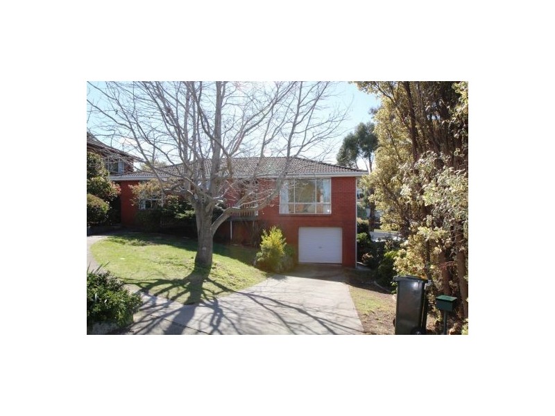 33 Crystal Downs Drive, Blackmans Bay TAS 7052